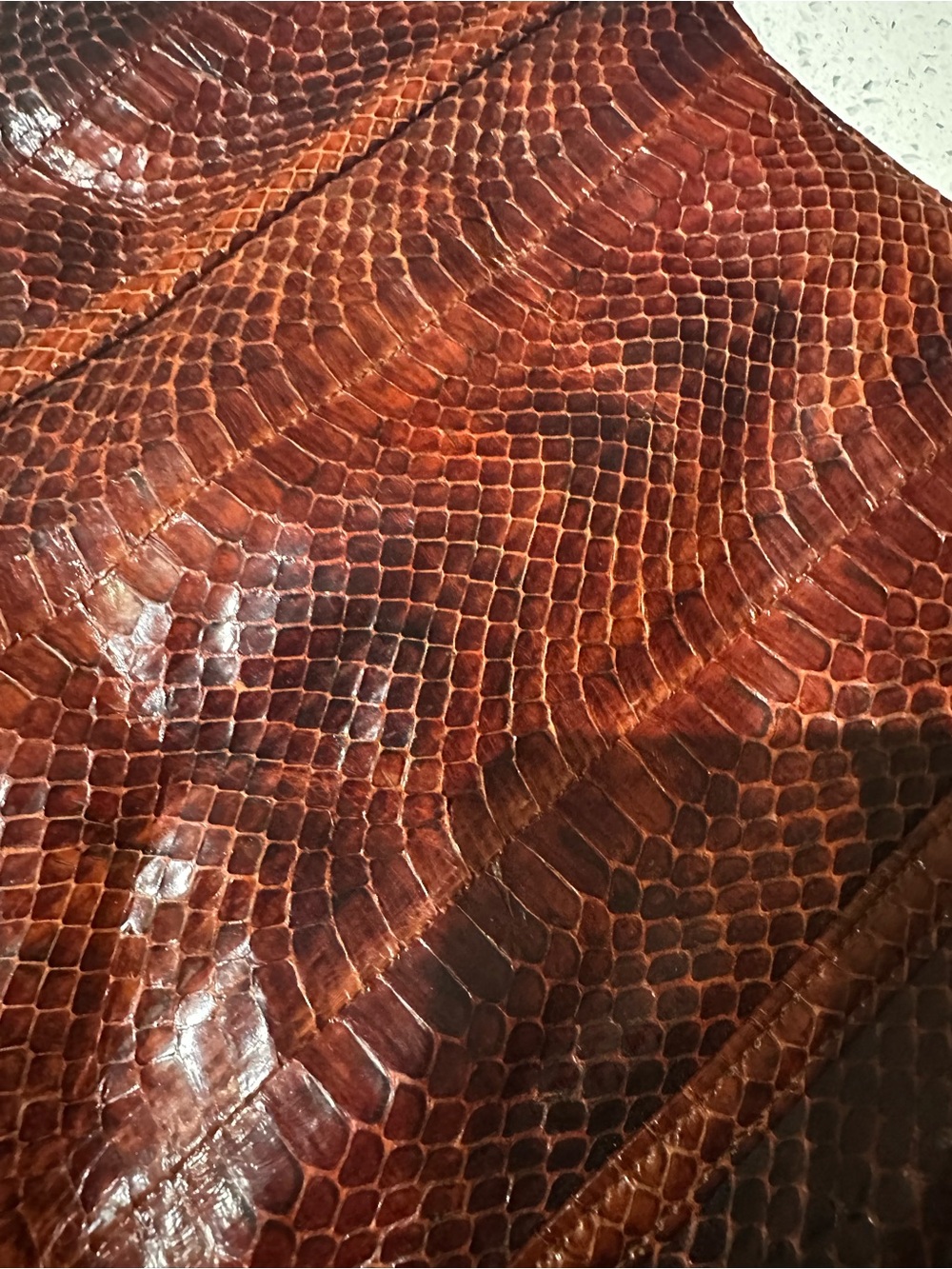 Women’s Brown Faux-Snake Tote Bag - Chic Everyday Carry - Picture 5 of 5